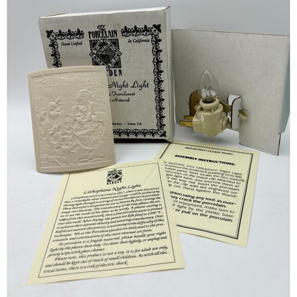 1990s The Porcelain Garden Lithophane Curved Nightlight-Mischief Makers-NEW - Picture 1 of 10